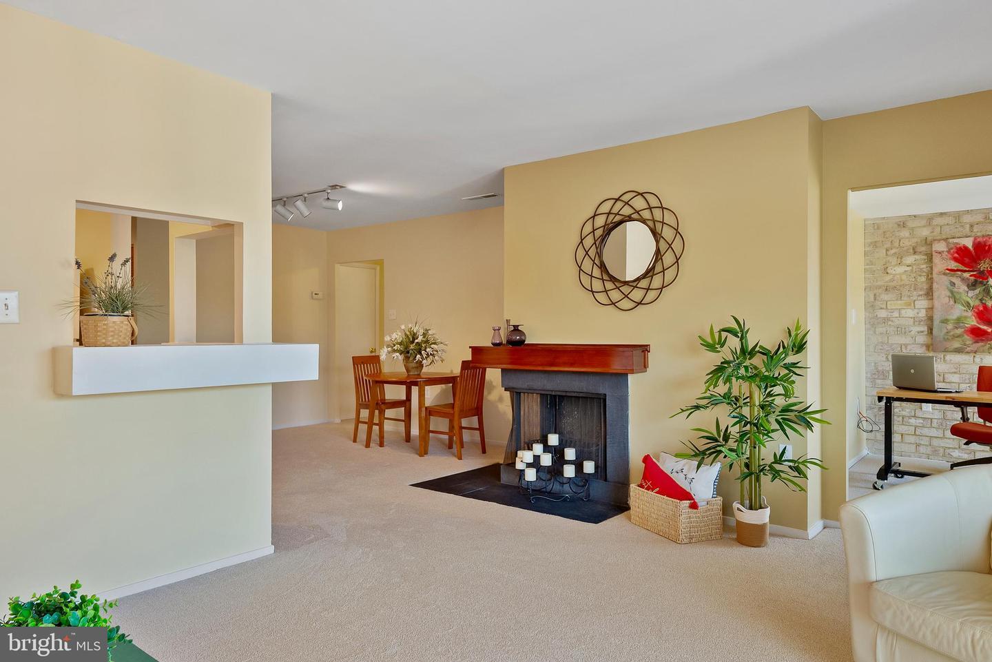 10000 STEDWICK 302, MONTGOMERY VILLAGE, Unit/Flat/Apartment,  for sale, James Roland Castle, Broker